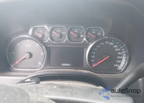 2015 Chevrolet Silverado 1500 1Lt z USA, uszkodzony, nr VIN 1GCRCREC6FZ188310